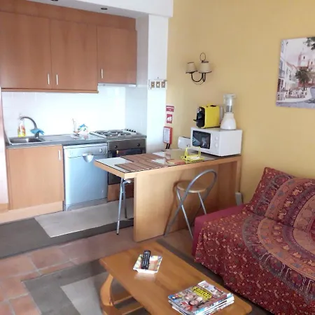 One Bedroom With Sea View Shared Pool And Furnished Balcony At 1 Km Away From The Beach
